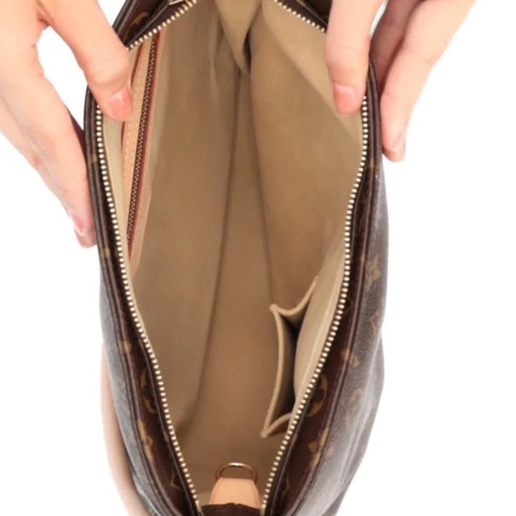 Louis Vuitton Monogram Looping MM - Picture 10 of 15